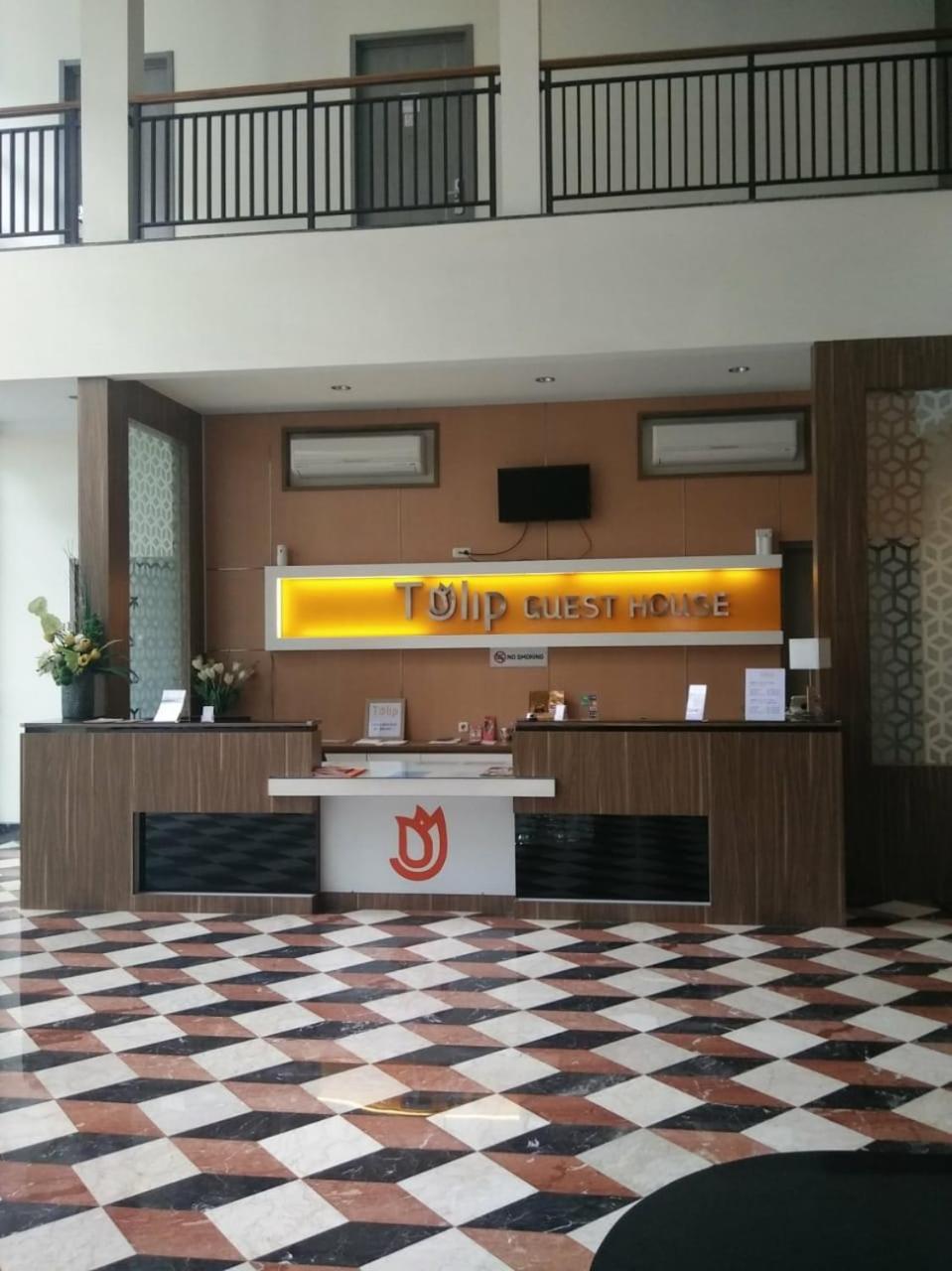 Tulip Guest House Bandung Bagian luar foto